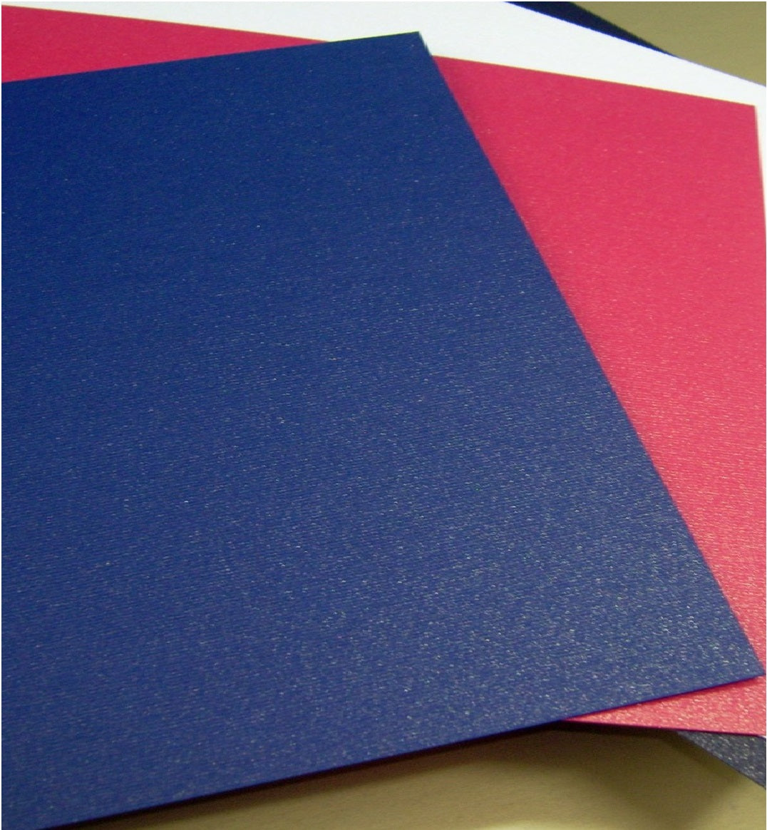 Cart. Stardream 285 Grs Dali Dore Azul 72X102Cm