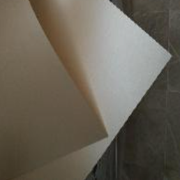 Pap. Stardream Marfil 72 X 102 Cm 120Grs.