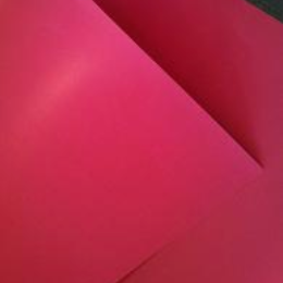 Pap. Stardream Dali Dore Rojo 72 X 102 Cm 120Grs.