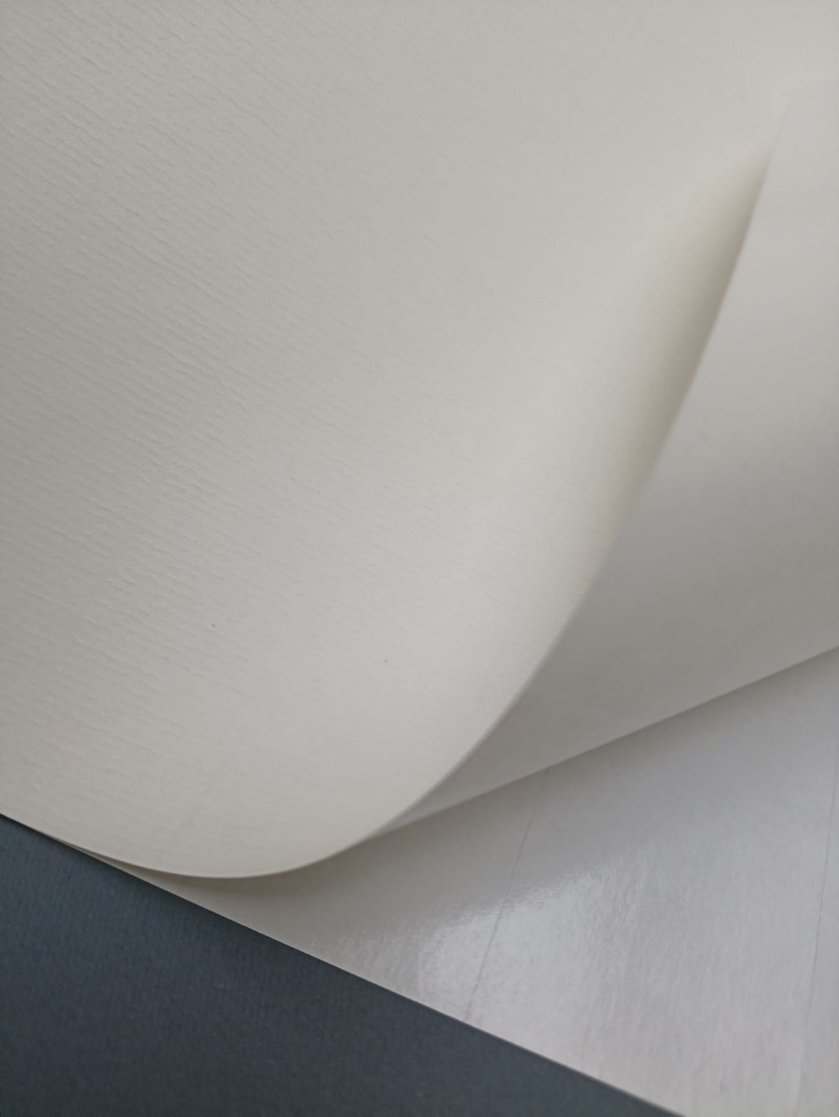 Adhesivo classic VERJURADO ivory 33x48 cm