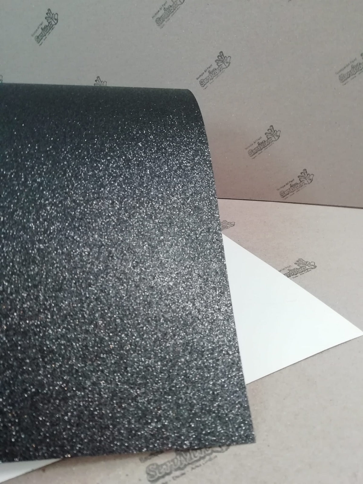Envoltura Glitter-(Diamantina) Negro 50X60 cm 285 gr