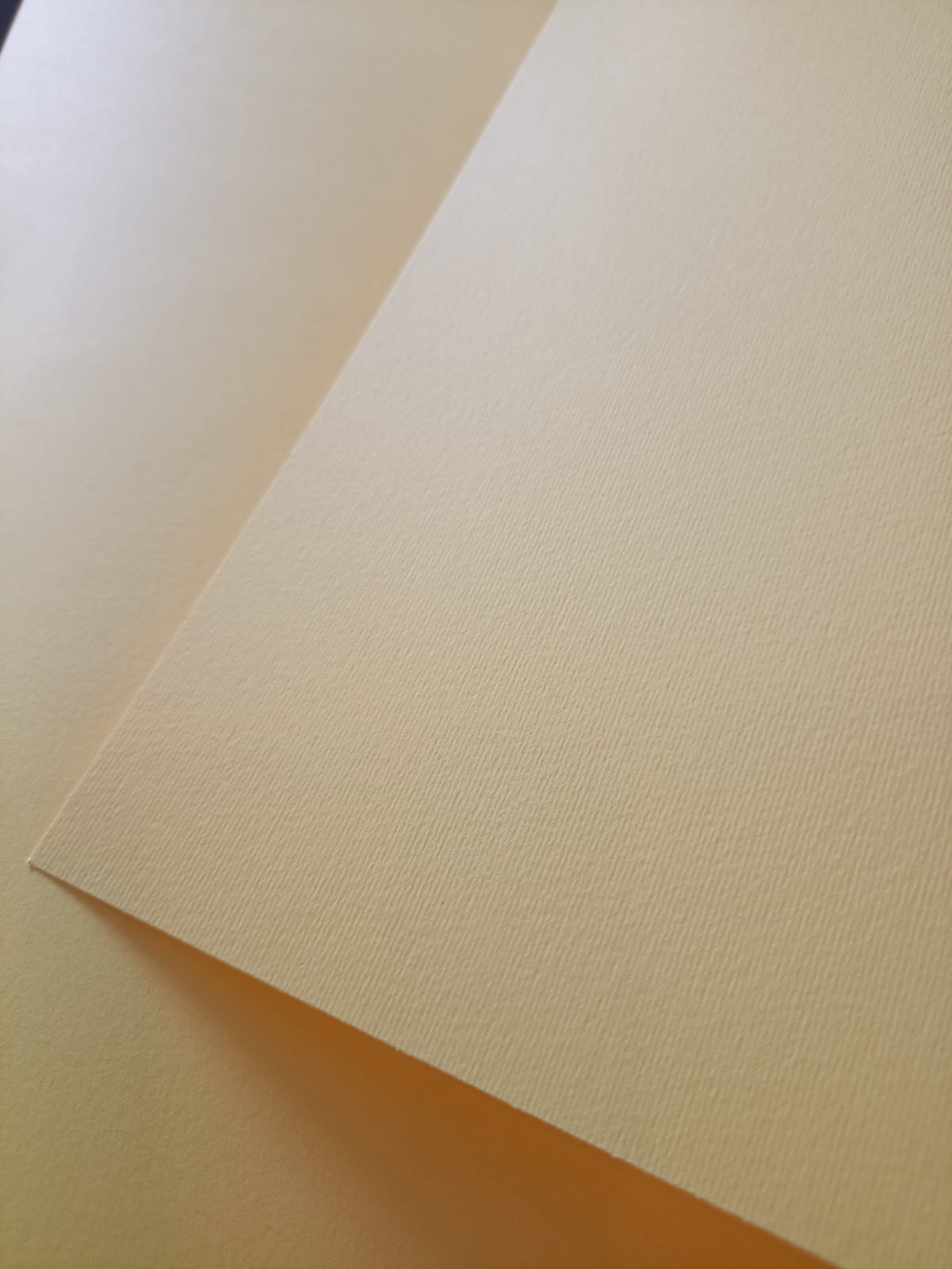 Cartulina Novart (Elle Erre) Amarillo-Cedro 50X70 cm 220 gr