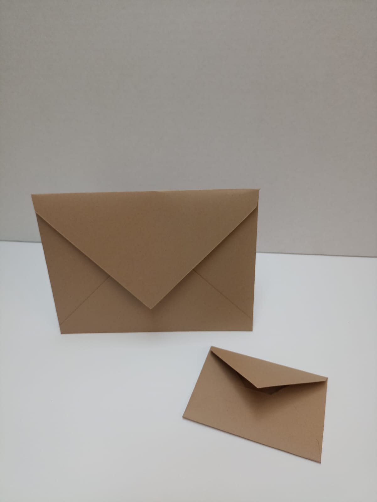 Manufactura de sobres en diferentes medidas