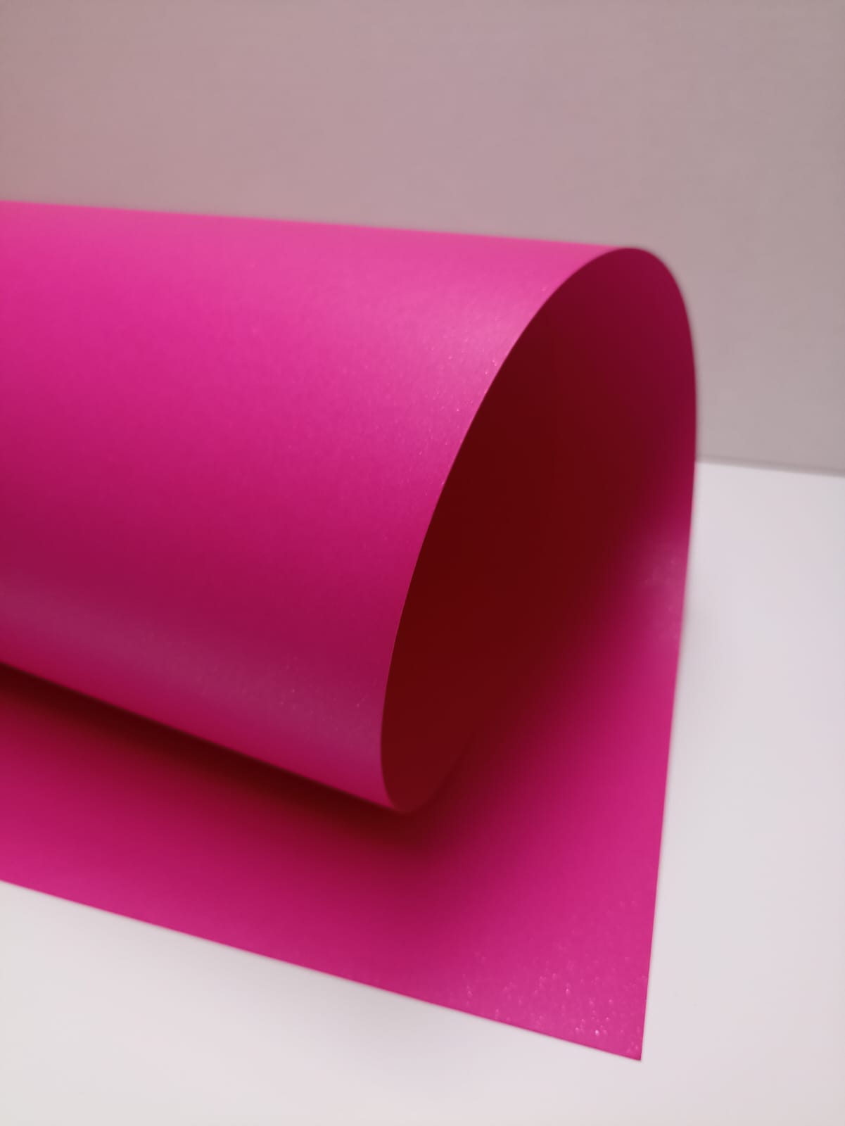 Millenium fucsia 58X89 240G