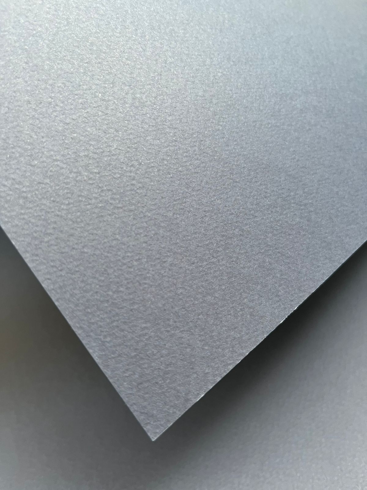 CART. FABRIANO "TIZIANO" AZUL OBS (blu notte) 160g 70x100cm