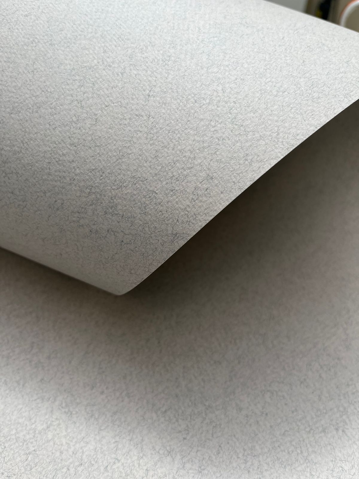 Fabriano Tiziano Gris Perla 160Grs. 70 X 100 CM