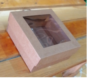 Caja de Kraft 21X21X8 cm
