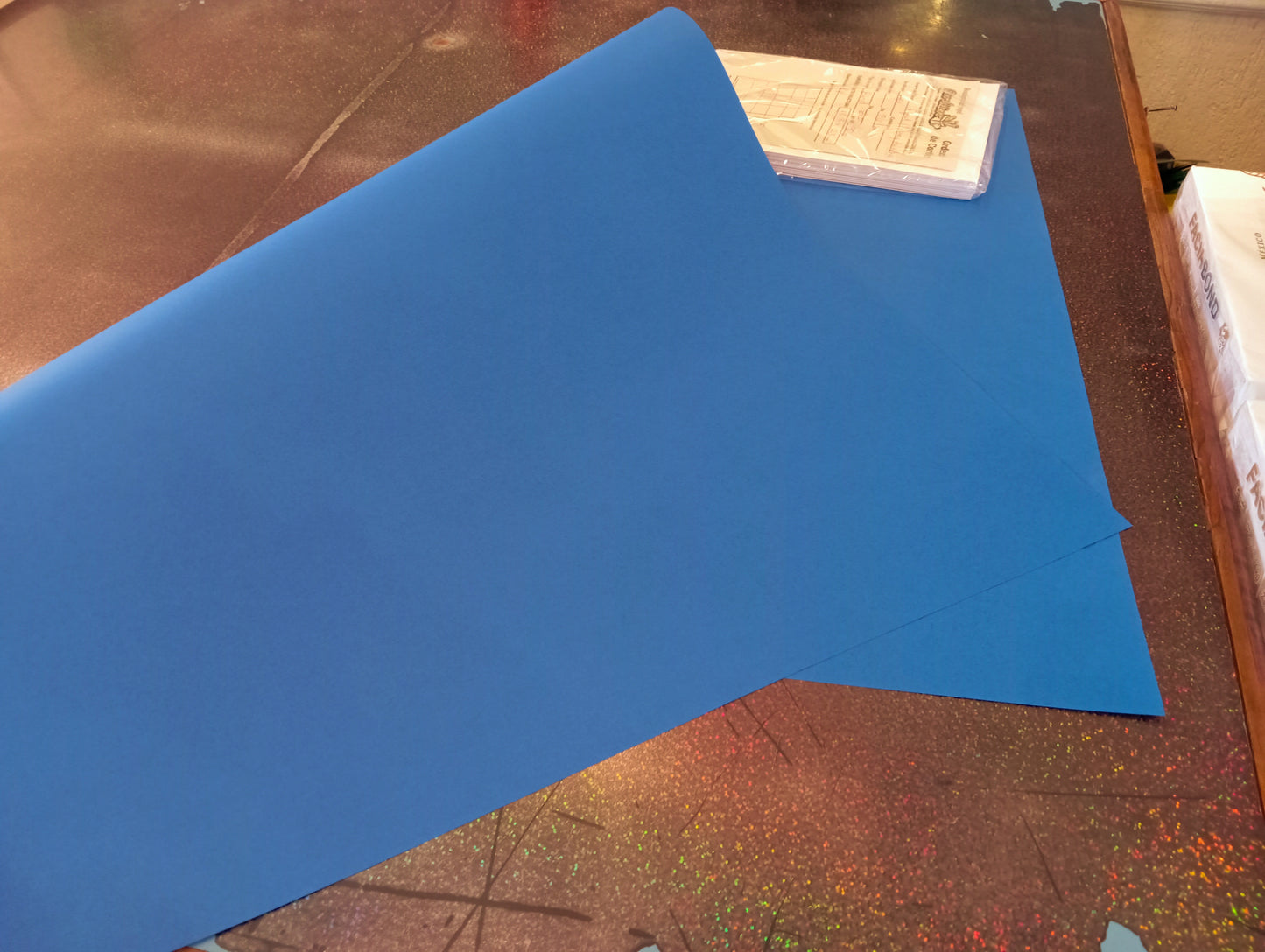 Papel Astrobrights Azul Off 58X89 cm 90 gr 45 kg